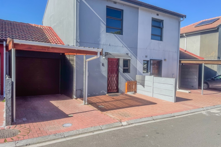 2 Bedroom Property for Sale in Hagley Western Cape
